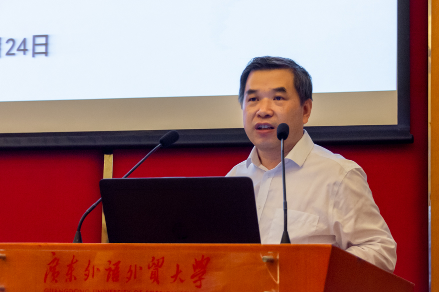 焦方太副校长主持会议.jpg