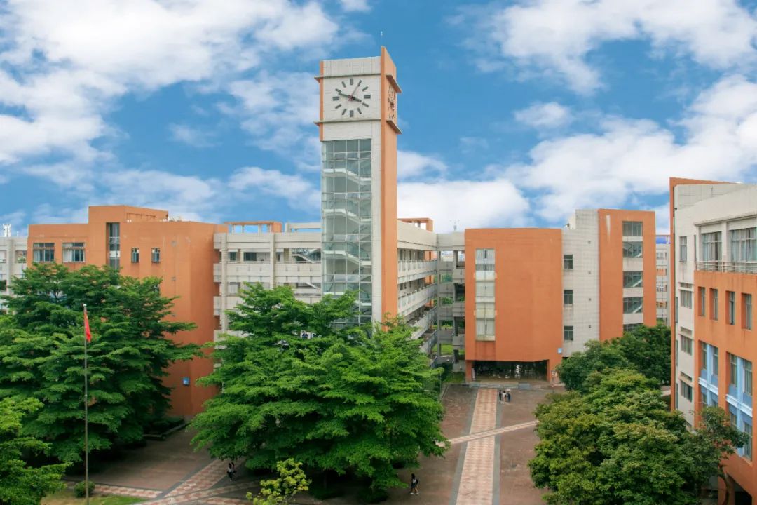 福利导航
校园风光.jpg