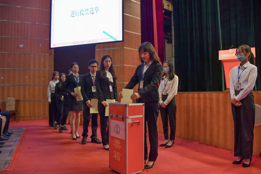 投票环节.jpg 投票环节.jpg