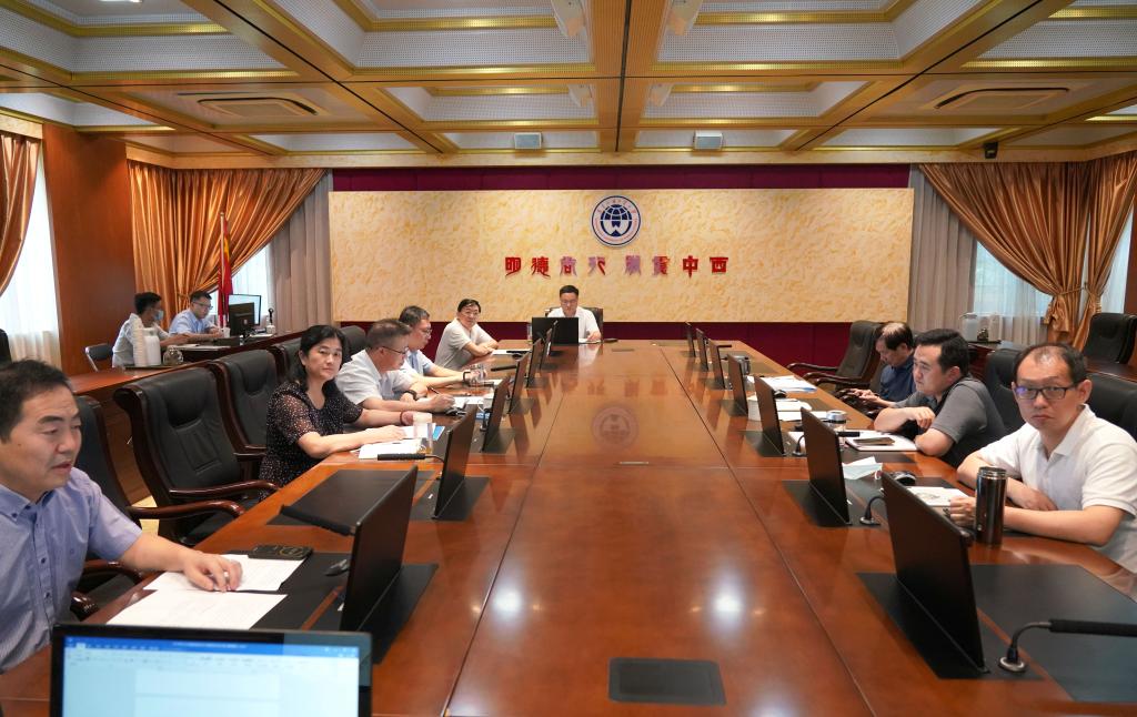 20220608校党委专题学习习近平总书记在中共中央政治局第三十九次集体学习会上的重要讲话精神.jpg