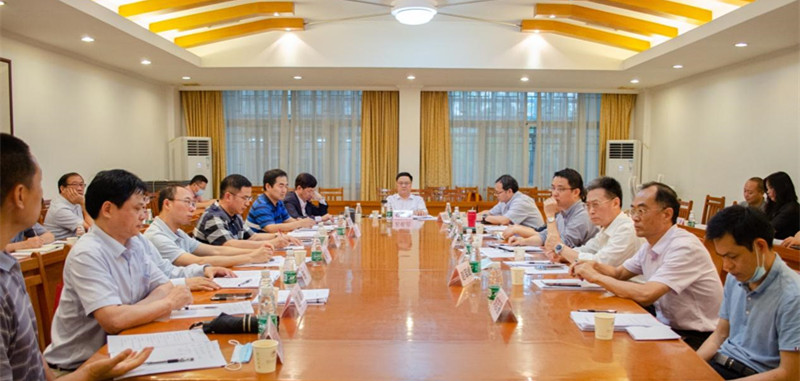 会议全景(裁剪).jpg 会议全景(裁剪).jpg