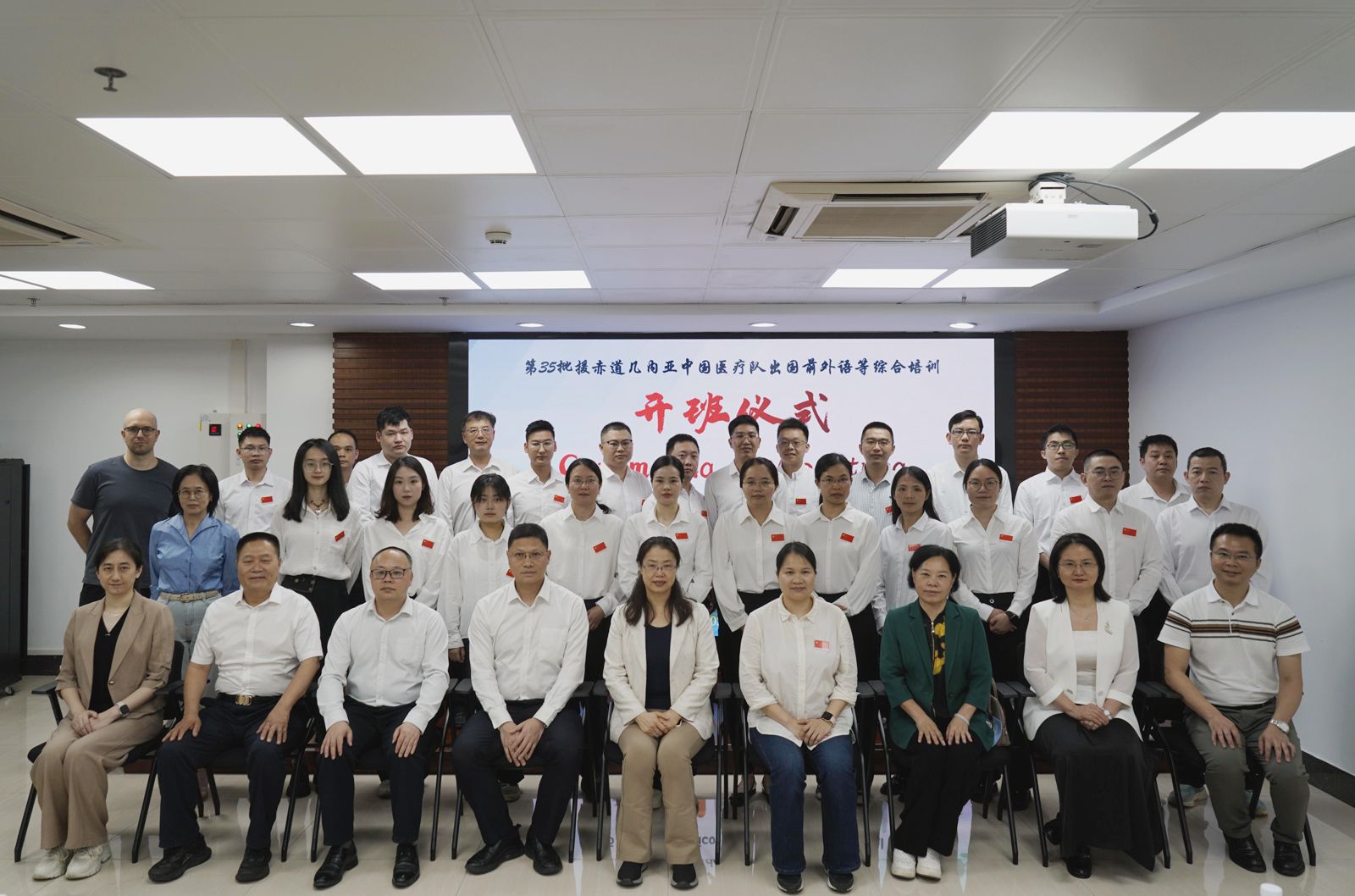 _DSC8001(1)副本.jpg 福利导航