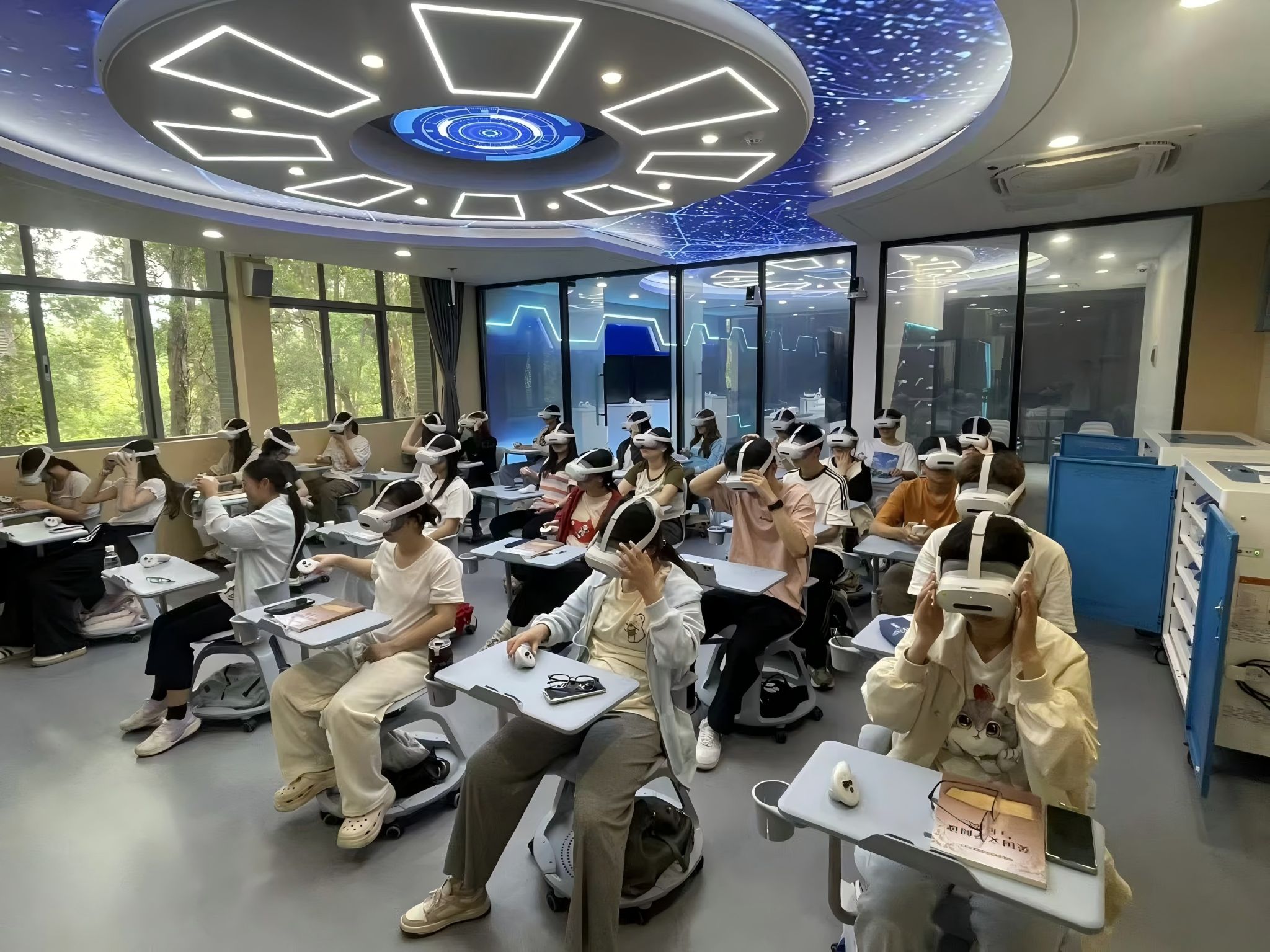 虚拟仿真实验课堂.jpg 福利导航