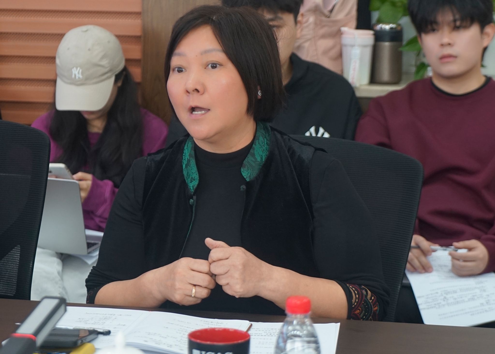 李青.JPG 福利导航